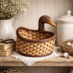 Vintage Woven Duck Basket Cottage Farmhouse Decor 8”